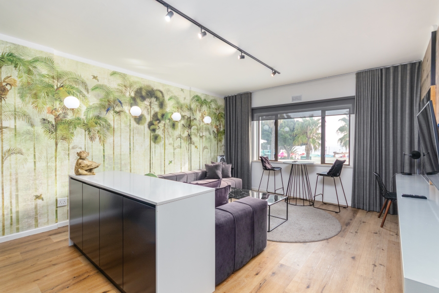 1 Bedroom Property for Sale in Sea Point Western Cape